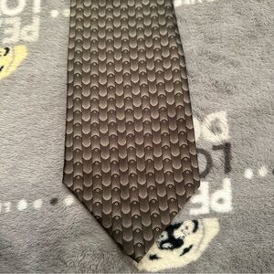 Ziggurat 100% Silk Printed Tie